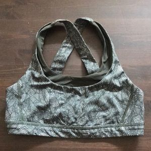 Lululemon Sports Bra-Stuff your bra